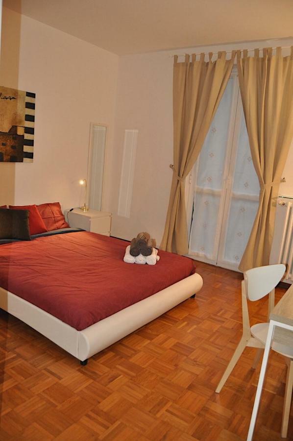 La Casa Di Sarita Apartment Pavia Exterior photo